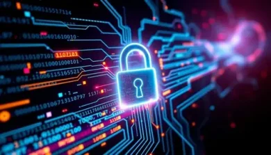Ilustración digital de alta tecnología que muestra un candado de seguridad brillante sobre una placa de circuito integrado, representando las soluciones de ciberseguridad y blindaje de datos de LaNet para empresas.